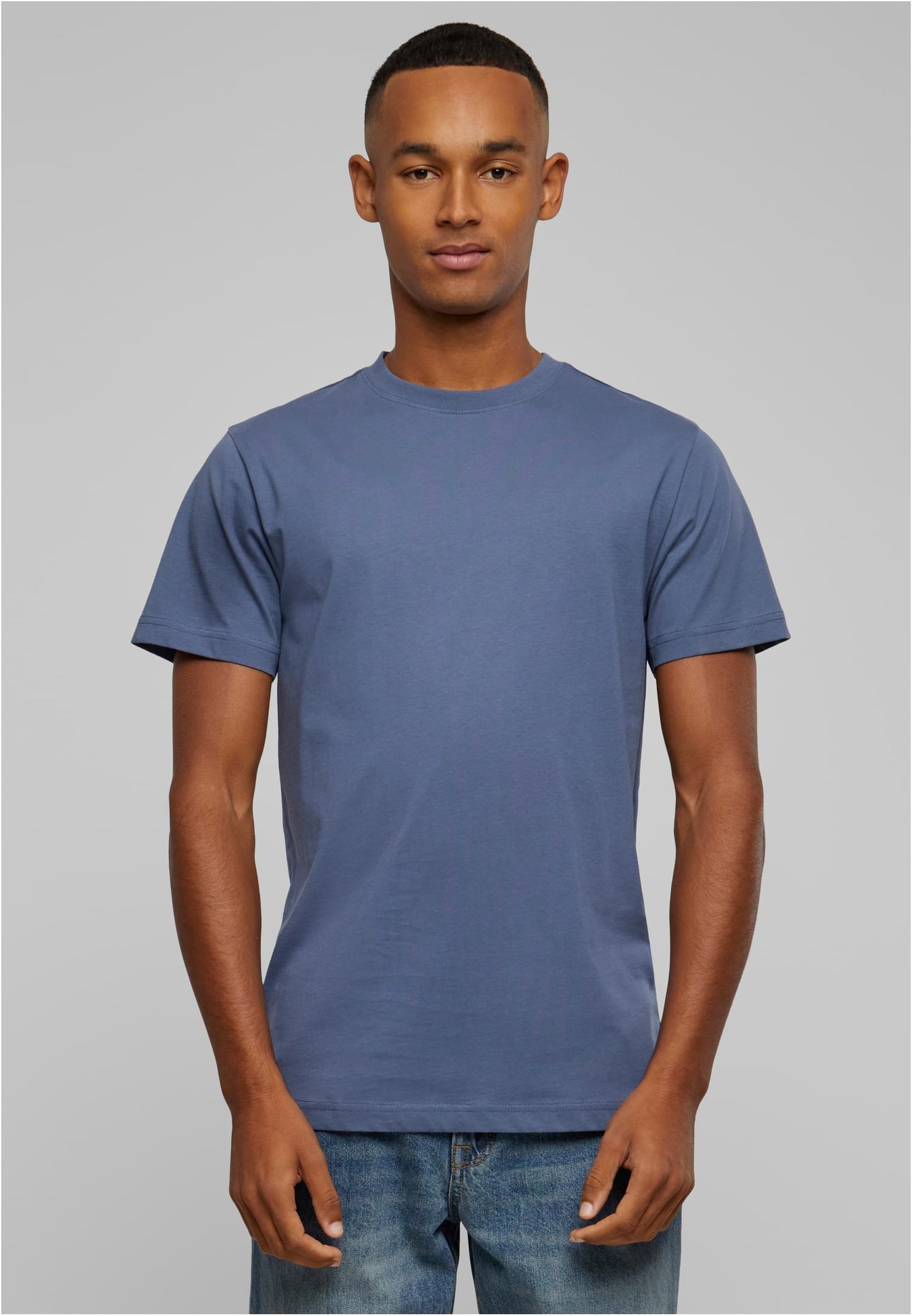 T-Shirt Round Neck (Farbe 18-25)