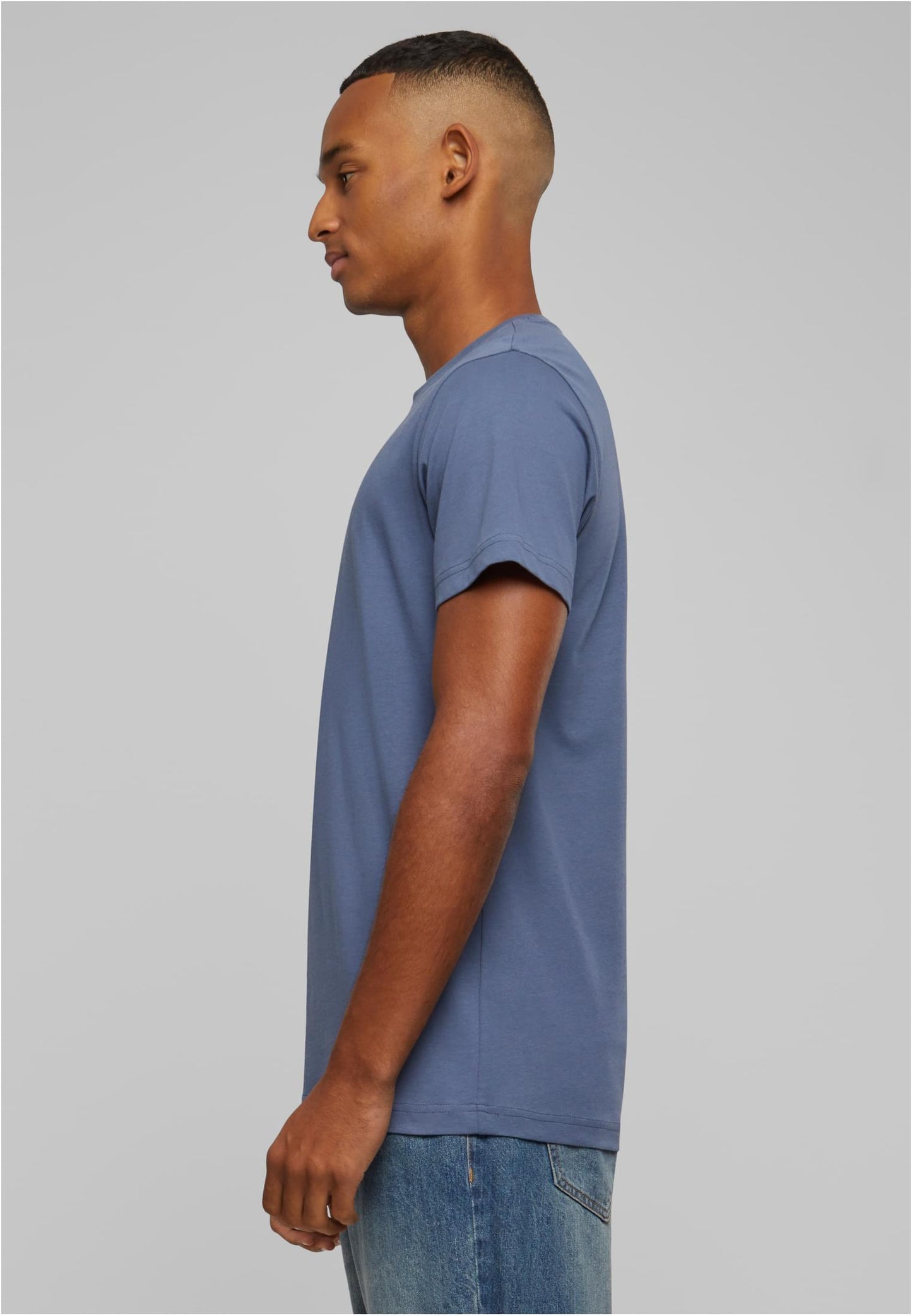 T-Shirt Round Neck (Farbe 18-25)