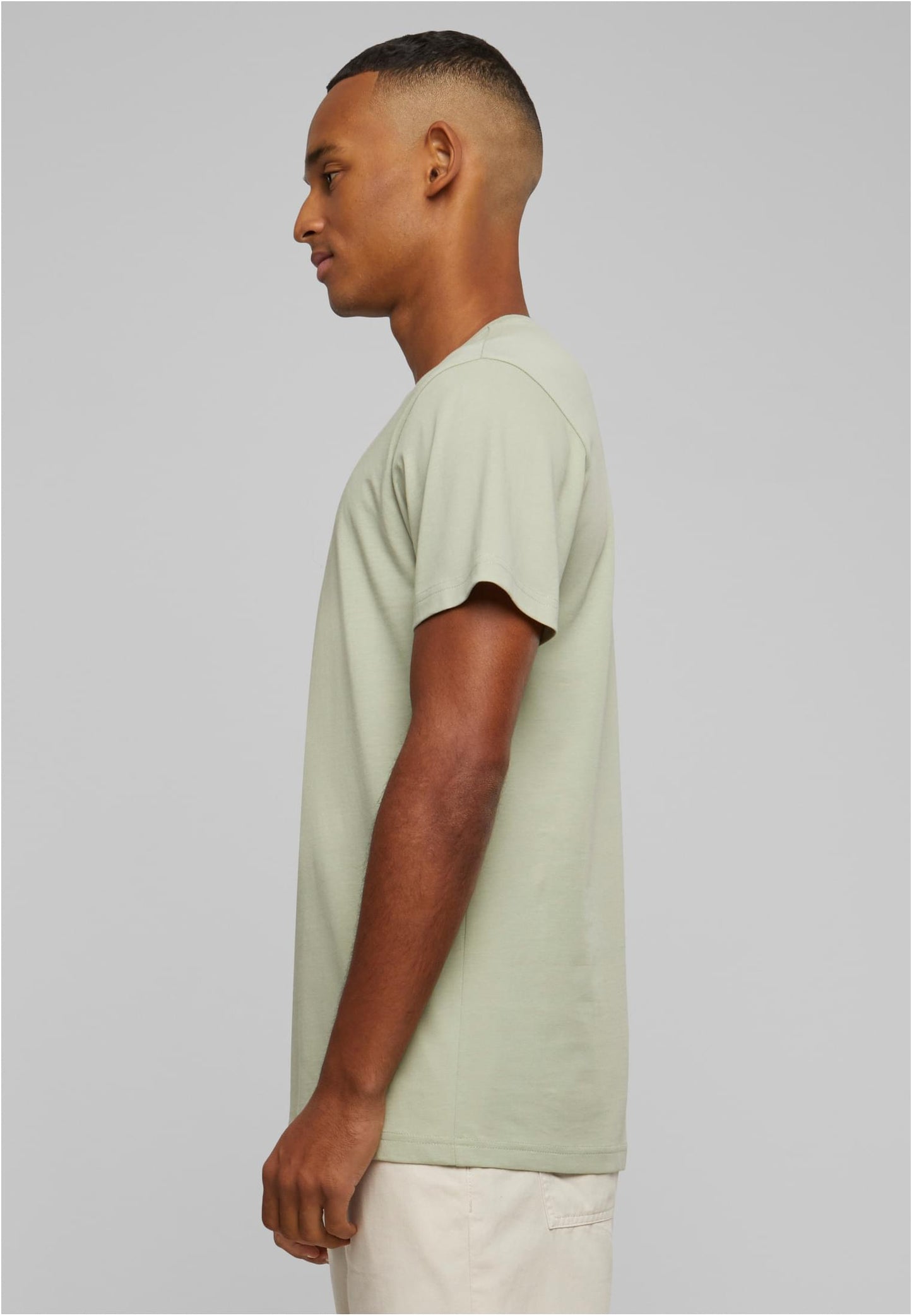 T-Shirt Round Neck (Farbe 18-25)