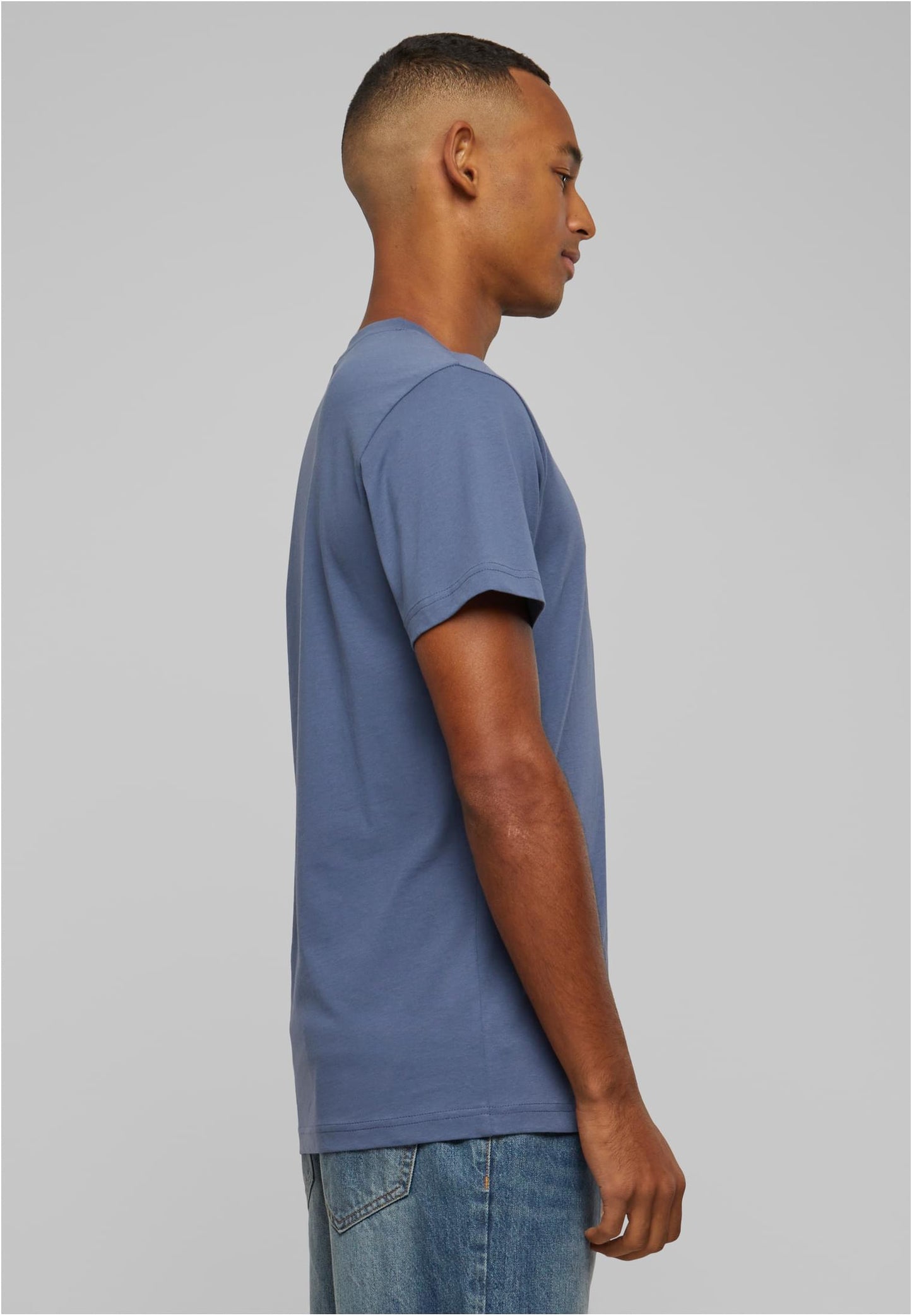 T-Shirt Round Neck (Farbe 18-25)